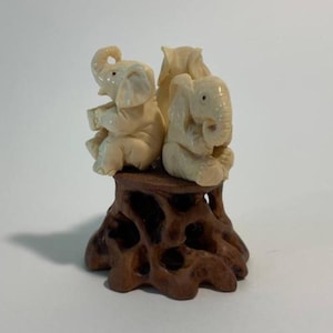 Vintage Mammoth Tusk 3 Elephants Author&#39;s Figurine