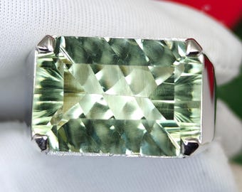 男性用天然グリーンアメジストリング - エメラルドカット 18 x 13 mm