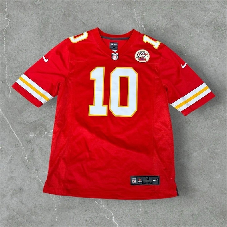 Nike Kansas City Chiefs Jersey Men Medium Red NFL Tyreek Hill #10 Onfield 647111 image 1