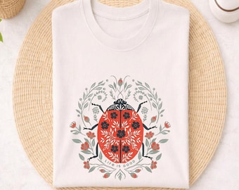 Ladybug Shirt Life Is Good, Folk Art Ladybug Graphic Tee, Floral Nature Illustration T Shirt, Positive Vibes Animal Design, Aesthetic Gift