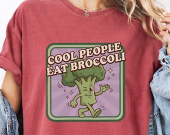Cool People Eat Broccoli Shirt, Funny Vegetable Graphic Tee, Retro Cute Winking Broccoli Design, Vegan Vegetarian Humor Unisex Gift