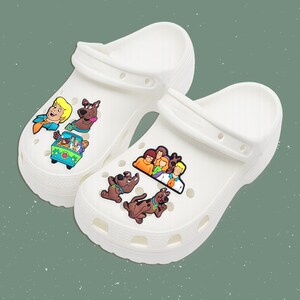 14PCS Vintage Cartoon Dog Shoe Charms Set • Retro Adventure Crew Inspired • Groovy Van Aesthetic Clog Charms for Kids & Adults bild 6