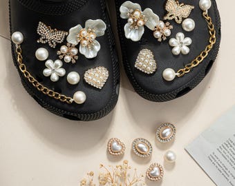 20 Pcs Bling Gems Plastic Butterfly Flower Sparkling Rhinestones Pearl DIY Shoe Decoration Charms for Women's Party Favor.
