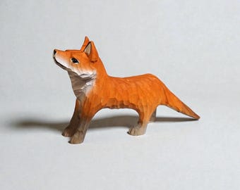 キツネの木彫りのキツネ - Etsy 日本