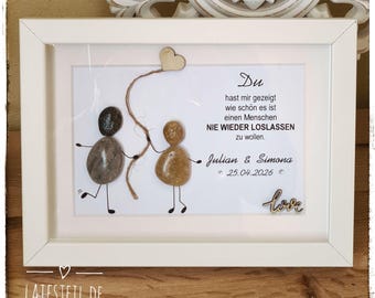 Stone picture of a couple, lovingly handmade gift – decorative gift for weddings, engagements, anniversaries & friendship, unique piece, optional LED lighting