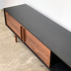 Kasse Media Stand in Ebony / Walnut Combo