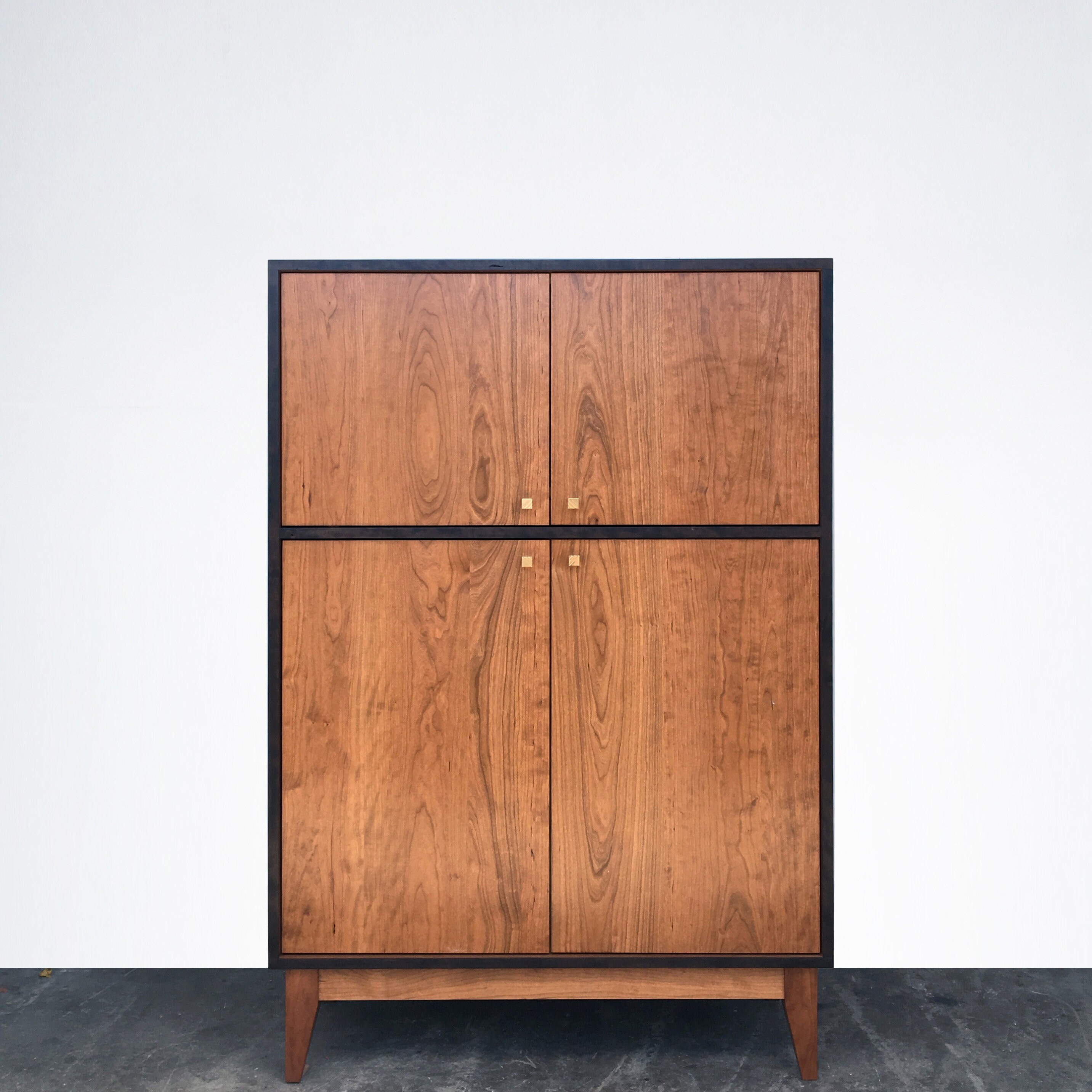 Dumont Bar - Wine Cabinet