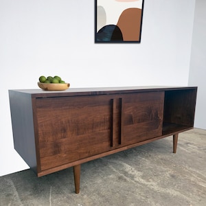 Kasse Media Console - 60" - Solid Maple - Nordic Walnut Finish