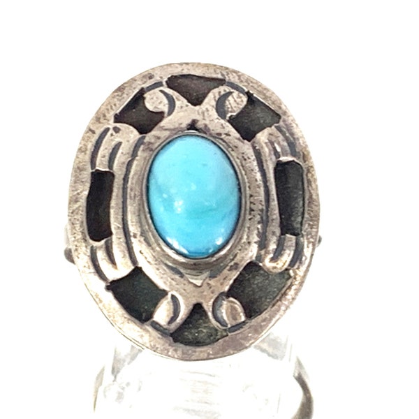 Mexican Silver Shadow Box Ring by Fred Davis