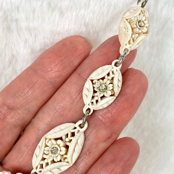 Featherlite Bubbleite Celluloid Rhinestone Neckla… - image 8