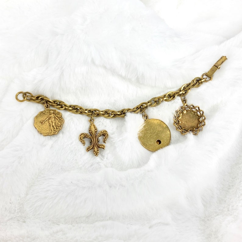 Chunky Gold French Regency Large Disc Charm Bracelet, Rare Beauty Vintage image 9