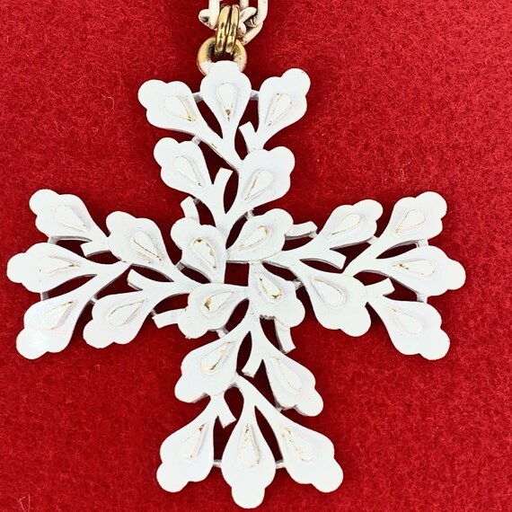 Crown Trifari White Enamel Maltese Cross Necklace… - image 7