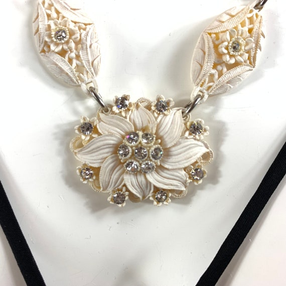 Featherlite Bubbleite Celluloid Rhinestone Neckla… - image 10