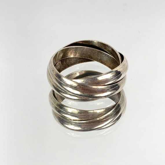 three band rolling ring