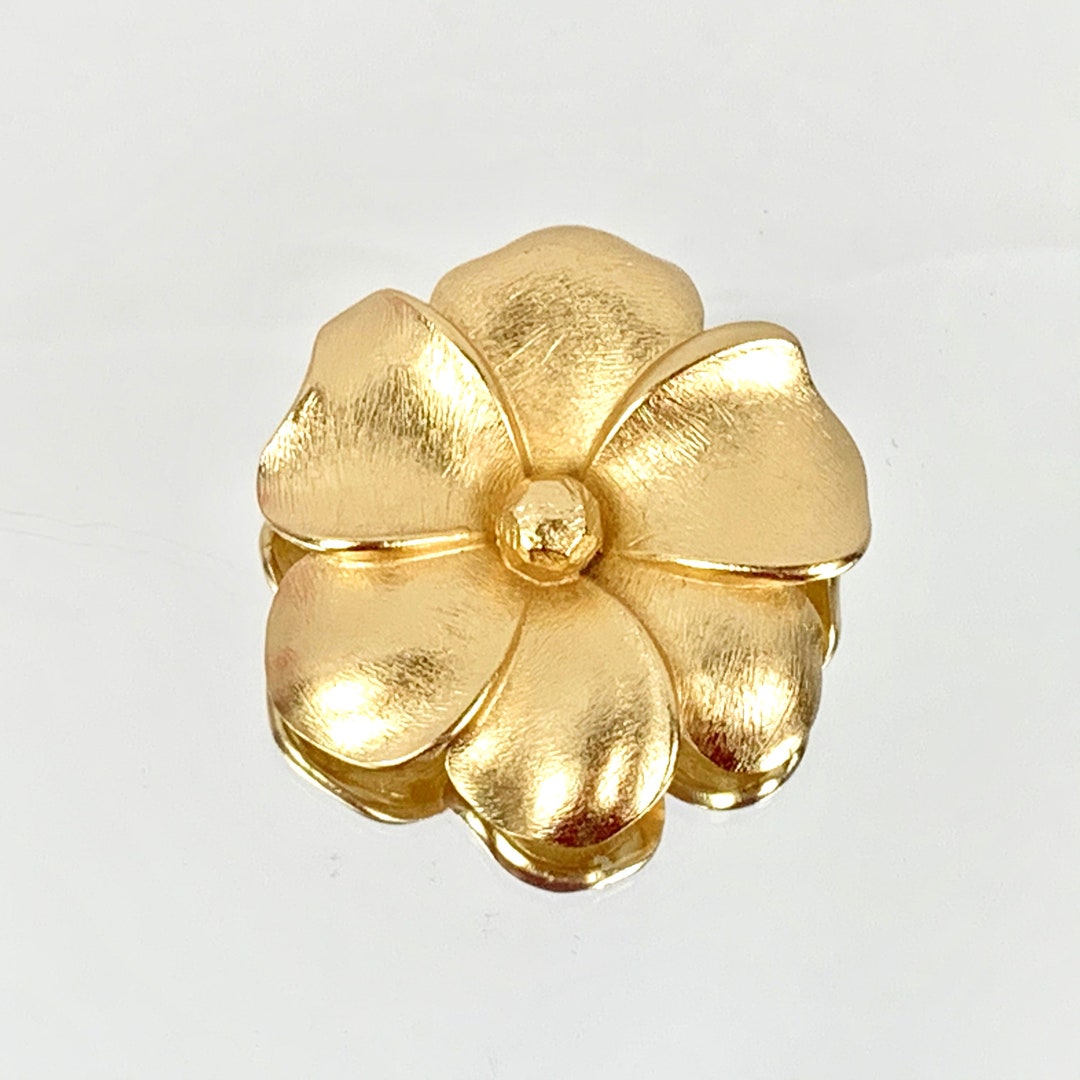 High End Matte Gold Tone Floral Daisy Brooch - Etsy