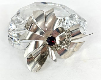 Avant Garde Sterling Starburst Brooch Rare Beauty Vintage