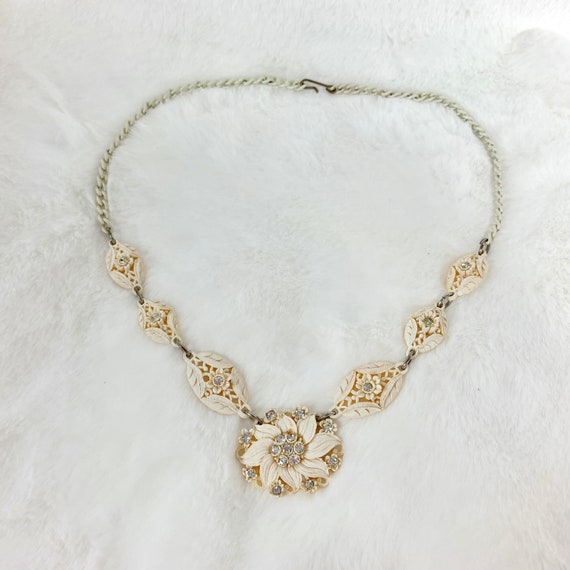 Featherlite Bubbleite Celluloid Rhinestone Neckla… - image 3