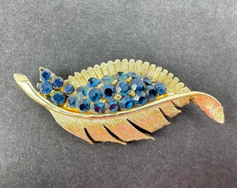 Pell Brooch, Blue Rhinestone Leaf, Rare Beauty Vintage