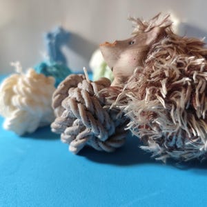Handmade soy wax knotted ball candle | Colorful decorative candle | Original gift | Minimalist candle | Handmade