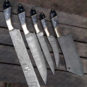 5-Piece Handmade Damascus Steel Chef Knife Set – Custom Culinary Elegance | Perfect Gift for Mom