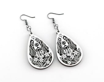 Pendientes con forma de perro English Springer Spaniel y flores