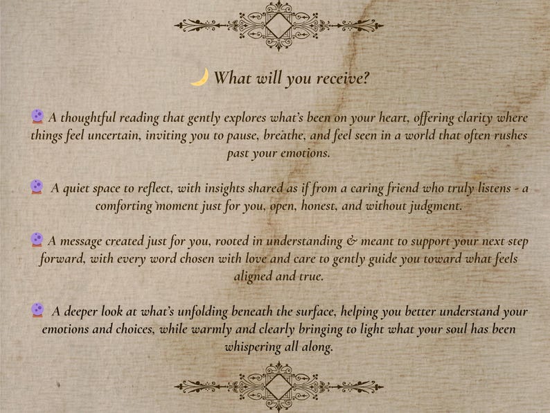 Puede incluir: Imagen en tonos beige con el texto "&iquest;Qu&eacute; recibir&aacute;s?" seguido de una lista de beneficios. Adornos decorativos enmarcan el texto. El texto describe una lectura reflexiva, un espacio tranquilo para la reflexi&oacute;n, un mensaje y una mirada m&aacute;s profunda.