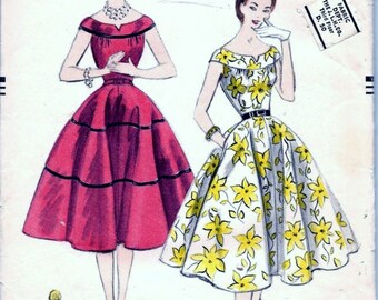 Vintage 1950s Vogue 3594 Evening Dress Off Shoulder Sewing Pattern Bust 31.5 Flared Skirt Dropped Shoulder