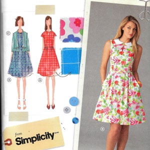 Könnte beinhalten: Ein Schnittmuster für ein ärmelloses Kleid mit Peter-Pan-Kragen und einem Blumendruck. Das Schnittmuster ist von Simplicity und ist für die Größen 16-24. Das Schnittmuster enthält auch Anweisungen zum Nähen einer Jacke.