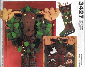 McCall's 3427 Moose Christmas Card Holder, Wreath and Stocking Sewing Pattern UNCUT