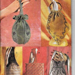 UNCUT Beaded Bags PATTERN Vogue Accessories 7252 CRAFTS Historical Vintage Purse