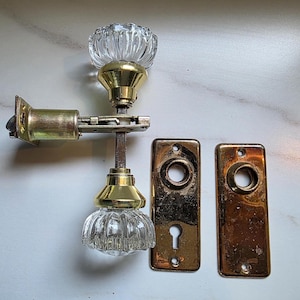 Vintage 12 Point Crystal Door Knob set with plaques