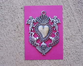 Lot of 12 Sacred Heart with Angels Milagro Picture Post Cards