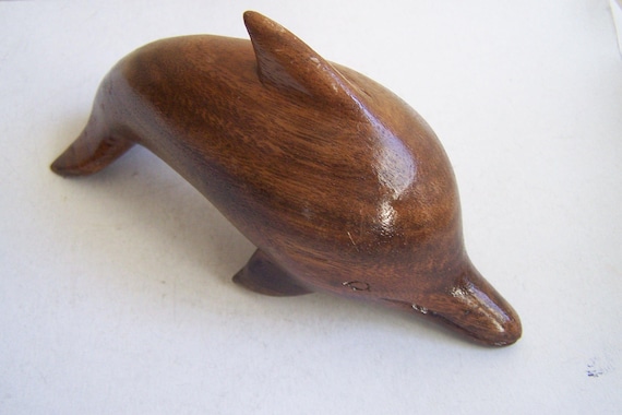 木彫りの泳ぐイルカ 長さ6.75インチ - メキシコ - Etsy 日本
