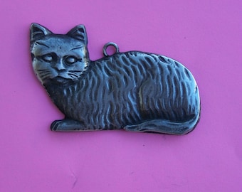 Tin/Silver Cat Milagro Ex Voto