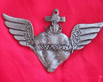 Sagrado Corazón con Alas Milagro Ex Voto Estaño/Plata