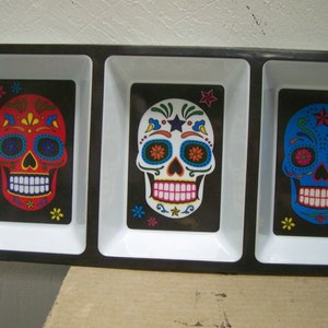 Day of the Dead Plastic 3-Part Serving Tray - Sugar Skull Design