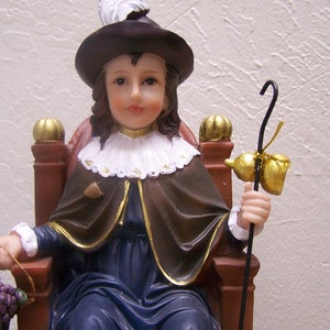 Santo Niño de Atocha - Estatua clásica del Niño Jesús, sentado