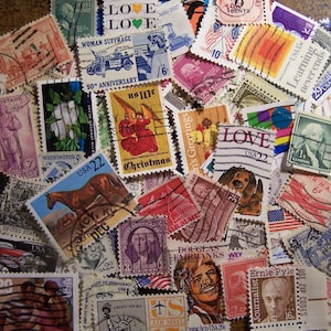 American Stamp Mix - 100 Different Vintage to Modern US Stamps, 1910s-Now