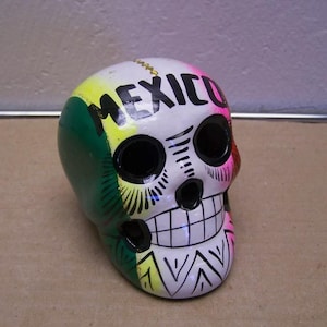 Small Day of the Dead beschilderde schedel, Mexican Pride - Mexico