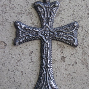 Detailed Pewter Gothic Cross