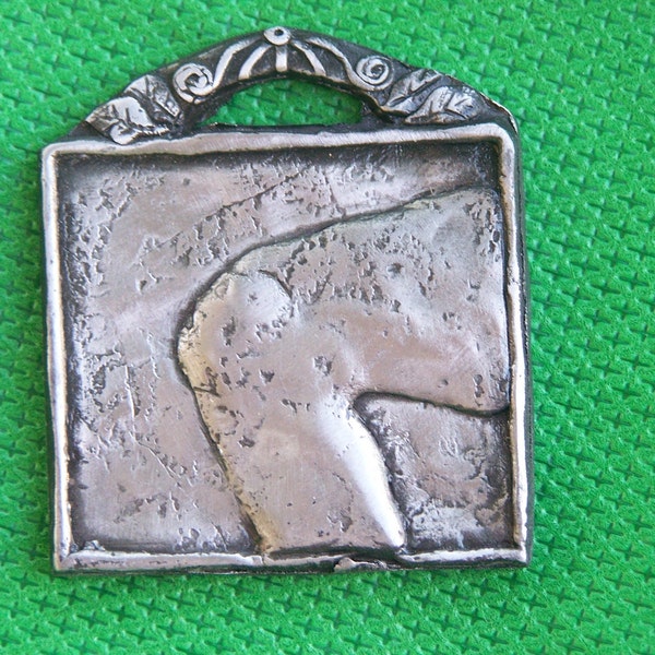 Tin/Silver Knee Milagro Ex Voto