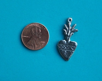 Milagro Lot - Lot of 25 Flamed Pewter Heart Milagros Type II