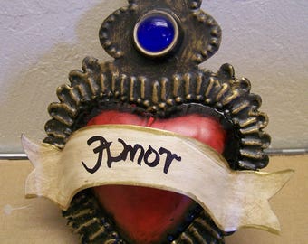 Painted 3D Tin Sacred Heart with Banner &quot;Amor&quot; (Love) - Mexico