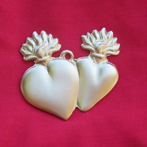 Tin/Silver Sacred Heart Twin Milagro Ex Voto - Shiny Golden Color