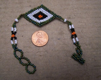 Beaded Mexican Beaded "Eye of God" Bracelet, Olive/White - Mexico