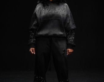 Oversized hoodie en joggingbroek met strassteentjes | Designer 2-delig trainingspak dames | Urban Fashion Fit Loyal