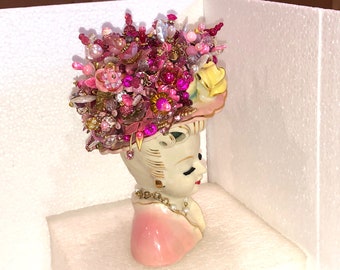 ONDINE: Smashing Occupied Japan 1940's PINK/Gold LADY Head w/Pearl Necklace/Hand Set Rhinestones & Over A 70 Handmade Flower Bouquet