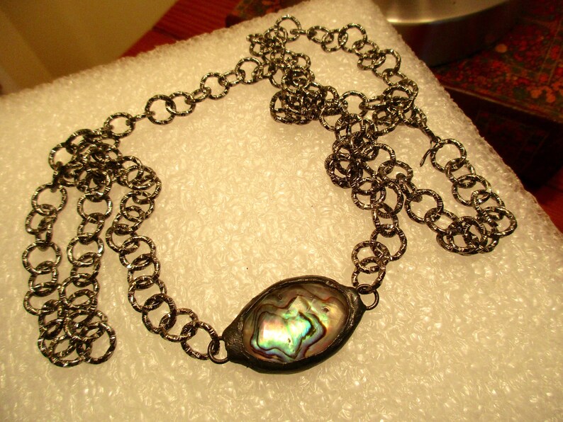 Sparkling Gunmetal Curb Chain Necklace wBreathtaking Luxurious Diamond-Cut OOAK Mother of PearlABALONE Hand-Soldered Pendant Chunky