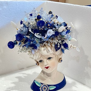ODETTE:  Signed 1940's Occ. Japan Blue, White, Gold Lady Head Vase w/>225 Handmade Flower Bouquet - MINT!