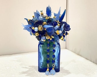 Exquisite Vtg. Etched Cobalt Blue BUD VASE w/Neck Piece of Blue Crystals & LARIMAR + An >40 Handmade Leaf/Flower Bouquet